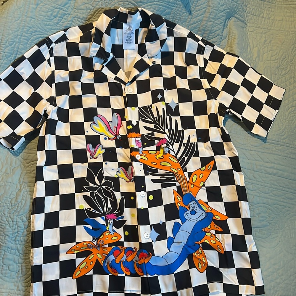 Disneyland Park Alice in Wonderland Button up Men’s